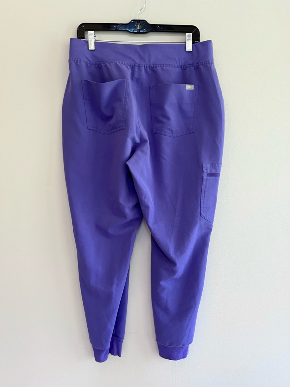 FIGS Zamora Jogger Scrub Pants in Purple w/ Pink Drawstring, size L/P - Picture 3 of 7